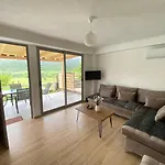 Villa Xheni