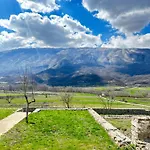 Villa Xheni