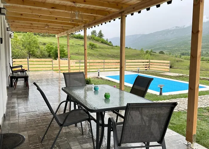 Villa Xheni *