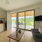 Xheni Fshat i Ri (Gjirokaster)