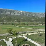 ヴィラ Xheni Fshat i Ri (Gjirokaster)