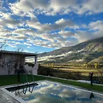 Xheni Villa Fshat i Ri (Gjirokaster)