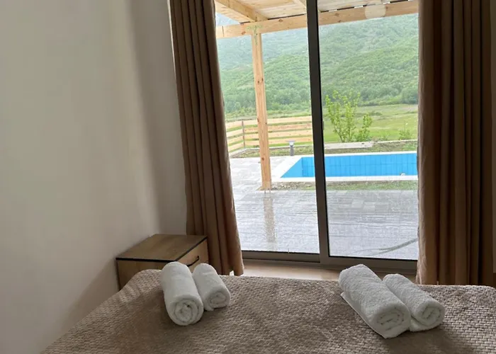 Xheni * Fshat i Ri (Gjirokaster)