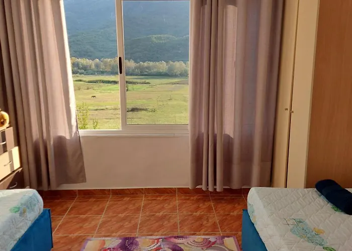 别墅 Xheni Fshat i Ri (Gjirokaster)